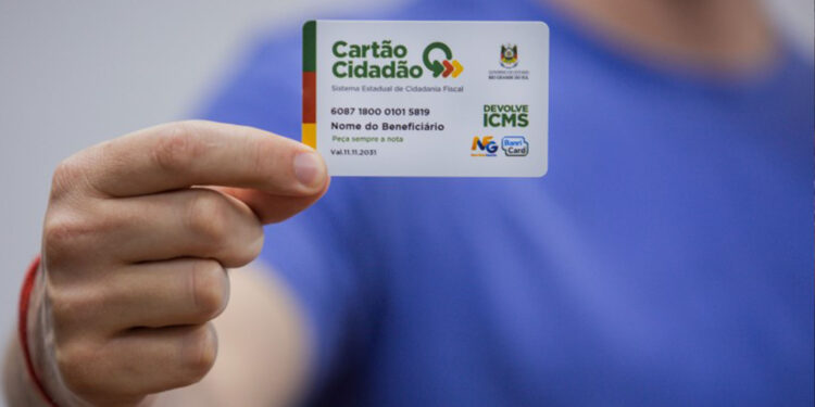 Cartão Cidadão começa a ser entregue em todo o Estado nesta terça, dia 16