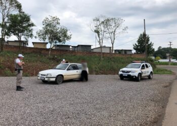 Homem de 34 anos é pego pela BM dirigindo sem habilitação em Nova Roma do Sul