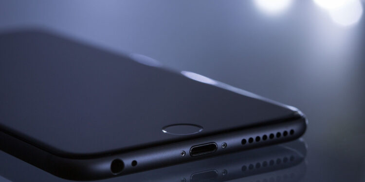 Entenda como funciona o leilão da Receita Federal para eletrônicos