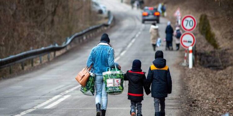 Uma vida em uma mala: ucranianos relatam esperança de voltar ao seu país