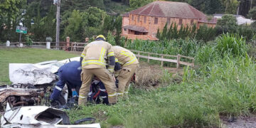 MOTORISTA MORRE APÓS ENVOLVER-SE EM UM ACIDENTE DE TRÂNSITO NA RSC-453, EM FARROUPILHA