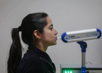 Diagnóstico de câncer poderá ser mais fácil com uso de “bafômetro”