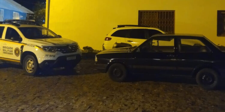 Jovem de 19 anos é pego pela BM dirigindo veículo sem CNH em Nova Roma do Sul