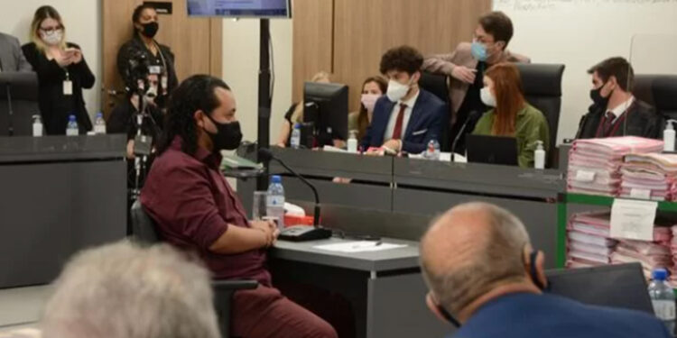 “Parecia estar respirando fogo”, lembra sobrevivente sobre dificuldade para sair da Boate Kiss