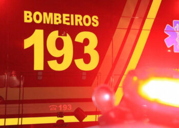 Ciclista fica gravemente ferido após ser atingido por carro no centro de Bento Gonçalves