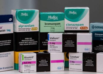 Farmácias vendem em média 123 mil caixas de calmantes por dia no Brasil