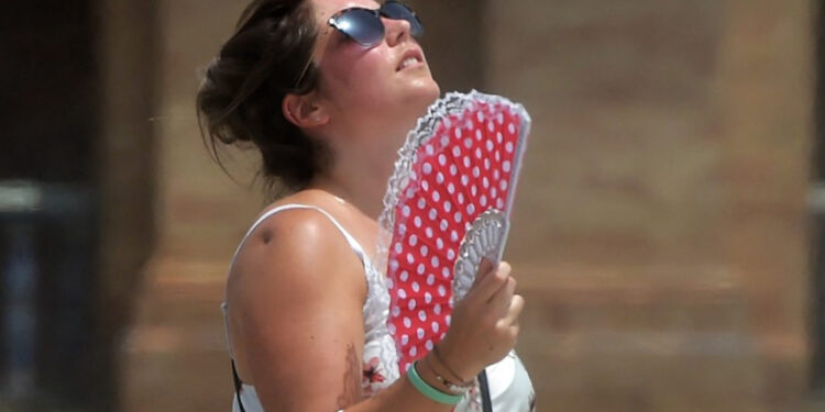 Domingo vai ser de calor extremos com máximas acima de 40ºC