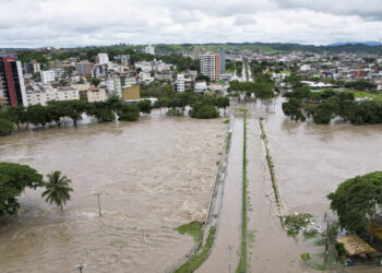 Defesa Civil registra 20 mortos e 31 mil desabrigados por chuvas na BA