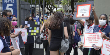 Enem: estudantes com covid-19 podem pedir reaplicação da prova