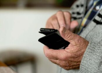 INSS alerta sobre golpe da prova de vida contra aposentados