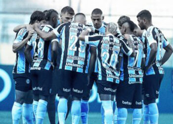 Com equipe titular, Grêmio vence São José por 2 a 1 no Gaúcho