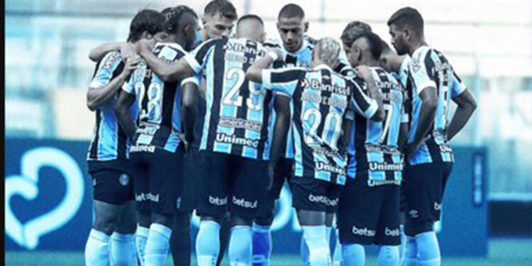 Com equipe titular, Grêmio vence São José por 2 a 1 no Gaúcho