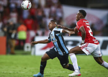 Inter domina o Grêmio no Beira-Rio e vence por 1 a 0