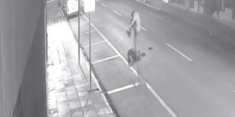 Preso homem que tentou matar uma pessoa em situação de rua para demonstrar a amigos ‘como se mata alguém’ em Vacaria