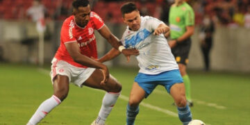 Inter joga mal, empata com Novo Hamburgo e é vaiado