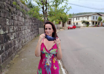 Prefeitura de Nova Roma do Sul flexibiliza o uso de máscaras em ambientes abertos