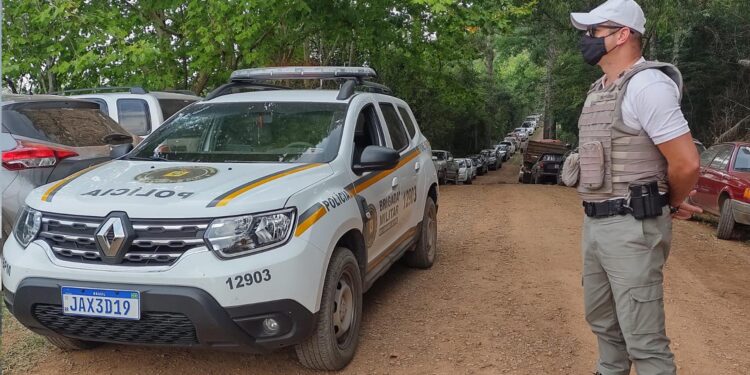 44 PESSOAS FORAM ABORDADAS NESSE FIM DE SEMANA PELA BM EM NOVA ROMA DO SUL