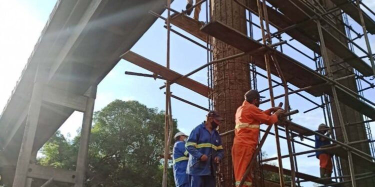 Daer realiza melhorias em ponte na ERS-124, em São Sebastião do Caí