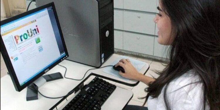 Prouni abre inscrições do primeiro semestre de 2022