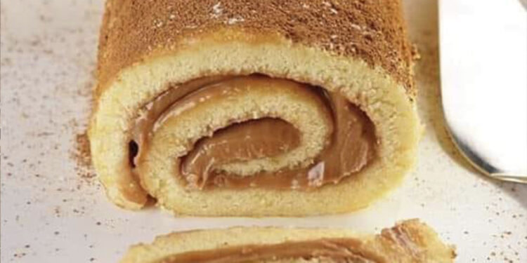 Rocambole de Doce leite fácil