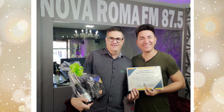SICREDI de Nova Roma do Sul recebe Certificado de Reconhecimento da Rádio Nova Roma FM