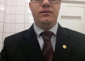 Vander Fiorese gerente da Sicredi Serrana de Nova Roma do Sul completa 21 anos de empresa