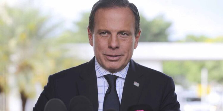 Doria deixa governo de São Paulo para se candidatar à Presidência