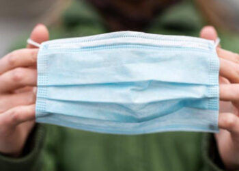 Decreto torna facultativo uso de máscaras em ambientes fechados