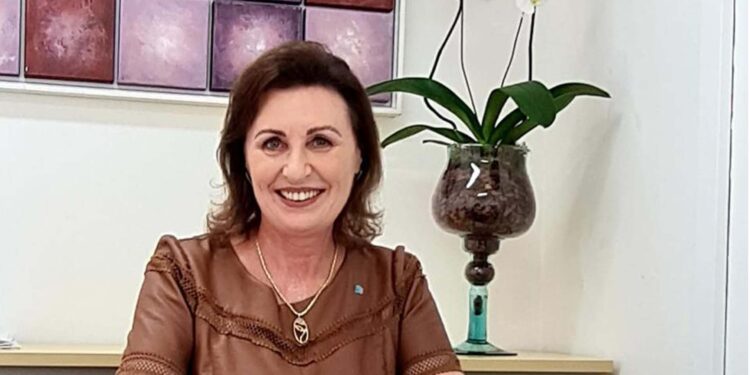 Superintendente Geral do Hospital São Carlos- Janete Toigo participou do programa DE FRENTE COM ELAS