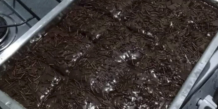 Bolo de chocolate (Nega Maluca)