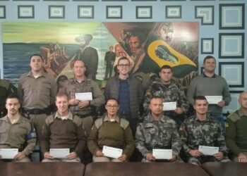 BRIGADIANOS QUE ATUARAM NO RESGATE DE BEBÊ EM VACARIA SÃO HOMENAGEADOS