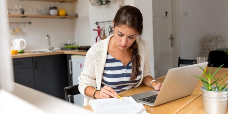 Governo determina fim do home office para servidores públicos