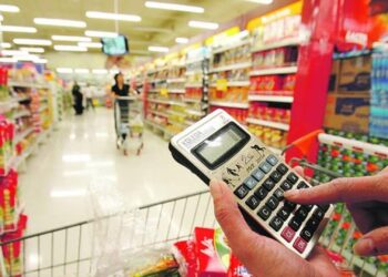 Duração da guerra na Ucrânia e lockdowns na China vão determinar custo de vida no Brasil