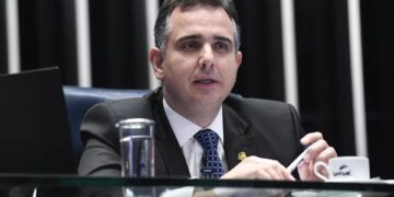 Rodrigo Pacheco deverá assumir a Presidência da República na sexta-feira (06)