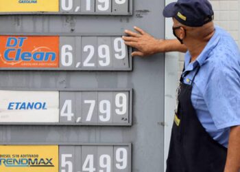 Postos terão duas formas de mostrar preços de combustíveis