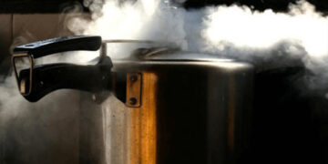 Cozinheira morre após panela de pressão explodir em restaurante no Distrito Federal
