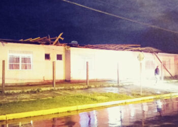 Ciclone Yakecan causa estragos no Litoral, mas se afasta do RS