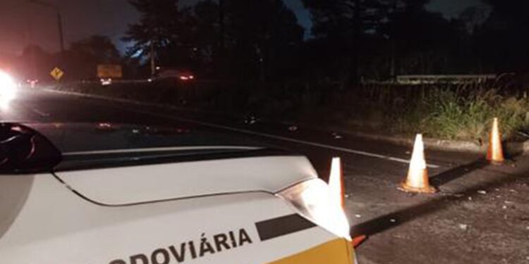 Colisão causa morte de motociclista na RSC-453, entre Caxias do Sul e Farroupilha