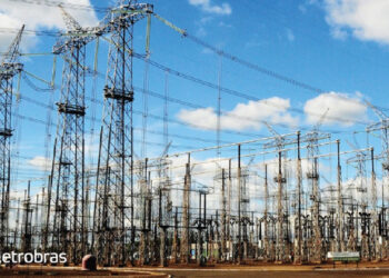 TCU aprova privatização da Eletrobras