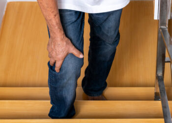 Metade dos pacientes com covid têm sequelas que podem passar de um ano