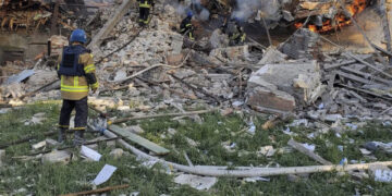 Bombardeio russo pode ter matado 60 pessoas em escola ucraniana