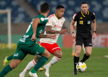 Inter busca empate contra o Cuiabá e chega a quatro partidas sem vencer no Brasileirão