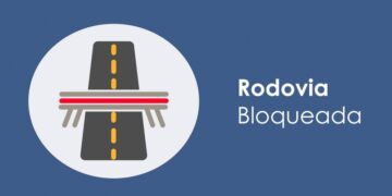 🚧 BLOQUEIO DE RODOVIA 🚧 Inclusive há risco eminente de novos deslizamentos.