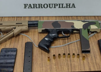 Homem de 22 anos é preso pela BM com submetralhadora artesanal