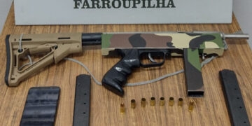Homem de 22 anos é preso pela BM com submetralhadora artesanal