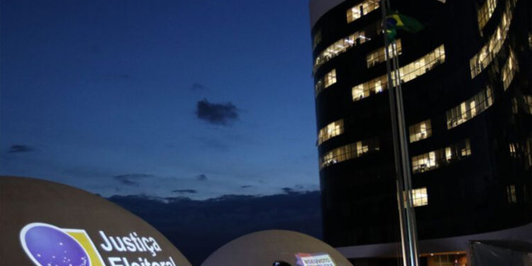 TSE autoriza doações para campanhas eleitorais pelo Pix