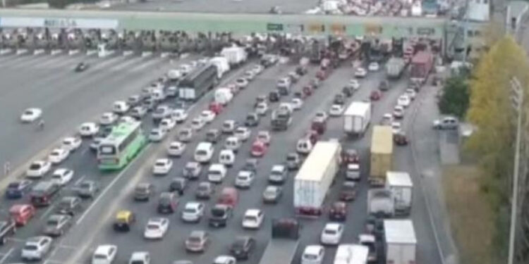 Preço do diesel provoca paralisação de caminhoneiros na Argentina