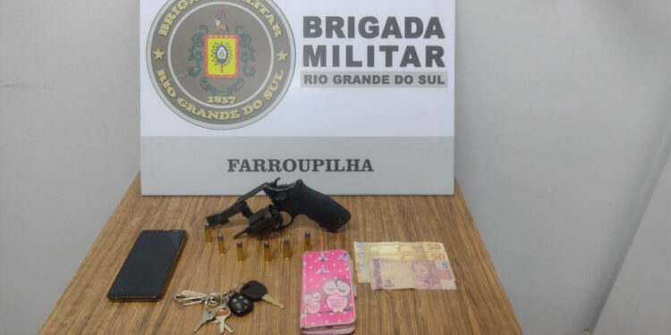 Homem de 28 anos é preso pela Brigada Militar por roubo de veículo em Farroupilha