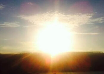 Feriado tem predomínio de sol e retorno da chuva à noite no RS