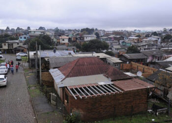 Vacaria vai decretar situação de emergência após ter 1,2 mil casas atingidas pelo granizo ,